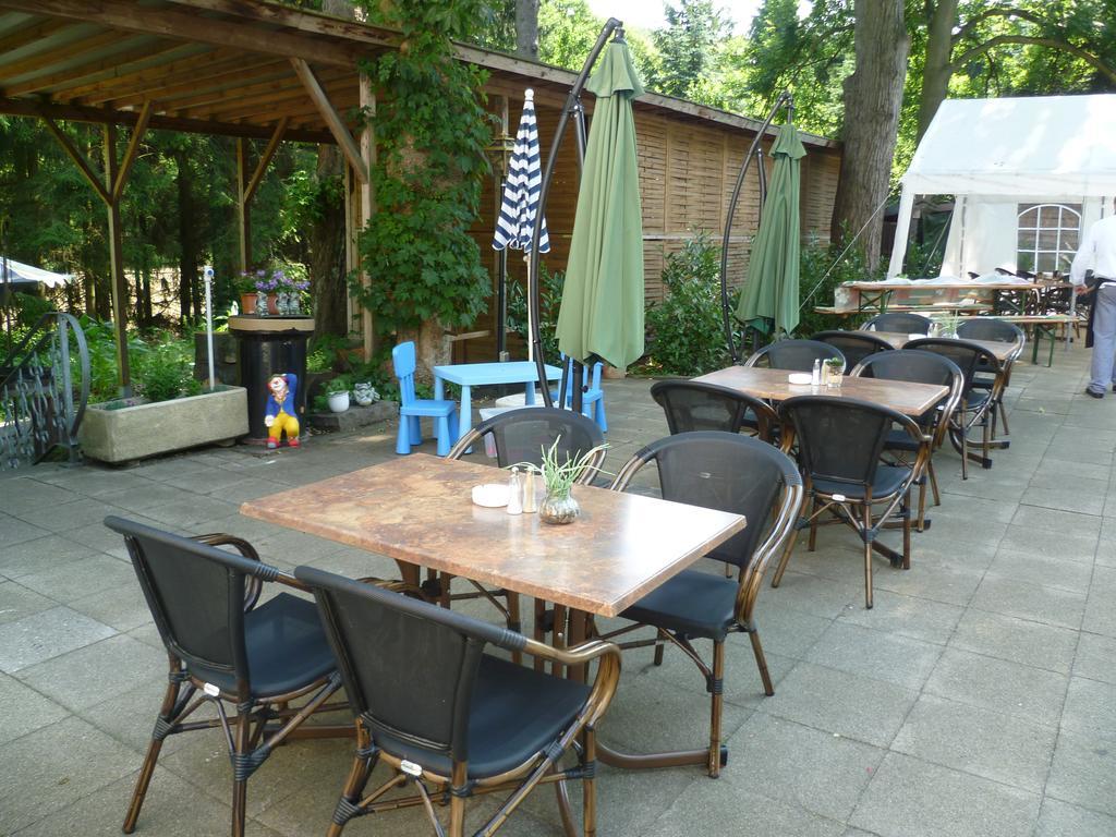 Апартаменты Restaurant Zur Blume Хаттинген Экстерьер фото